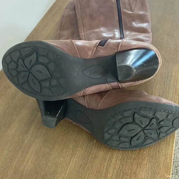 B.O.C womens brown leather boots 8.5 - Picture 5 of 5